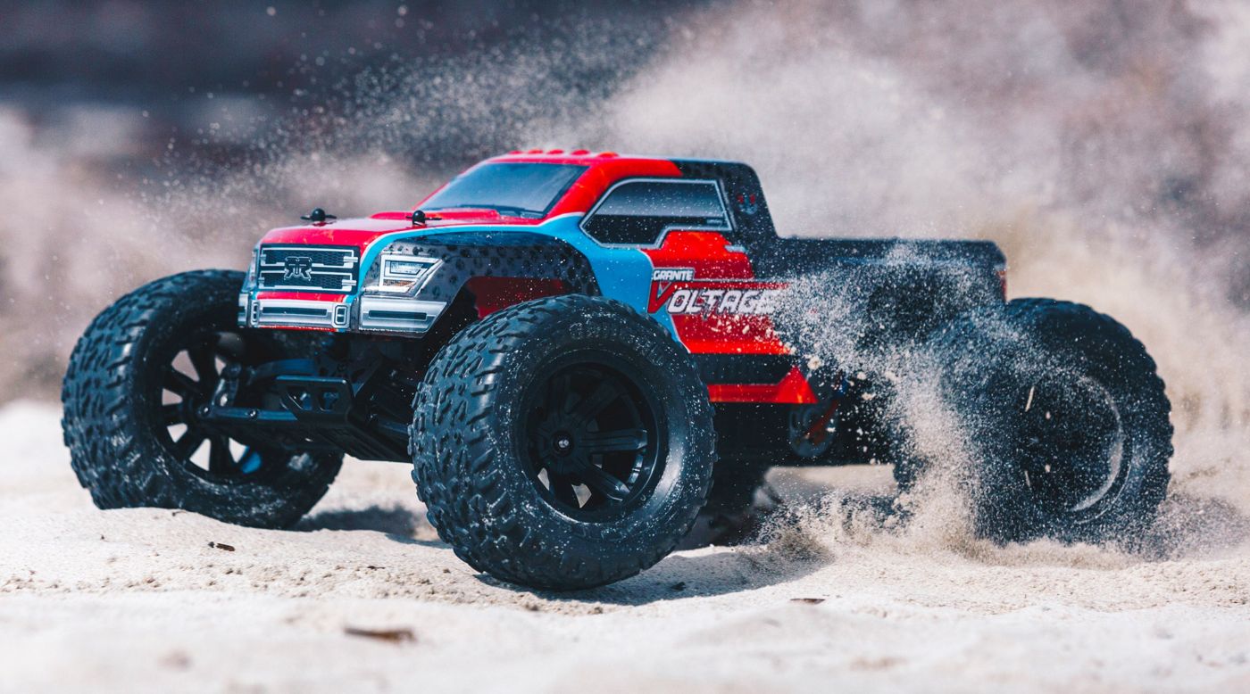 Arrma Granite Voltage 2WD Brushed RTR 1:10 01