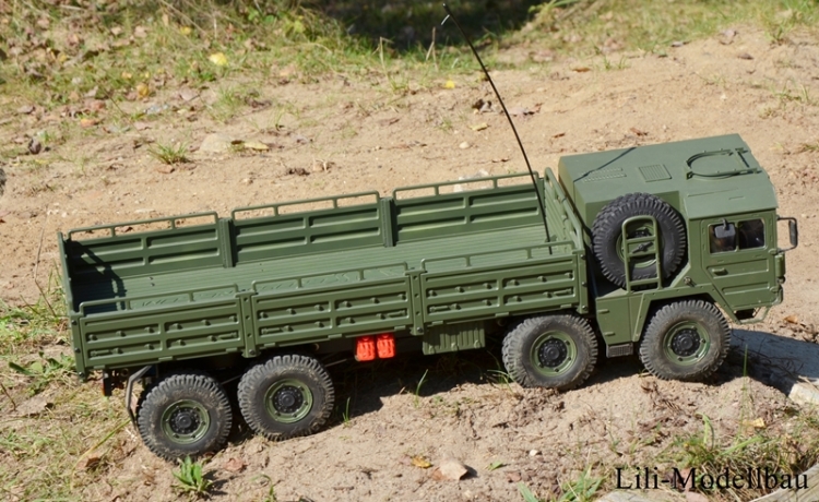 man 8x8 rc
