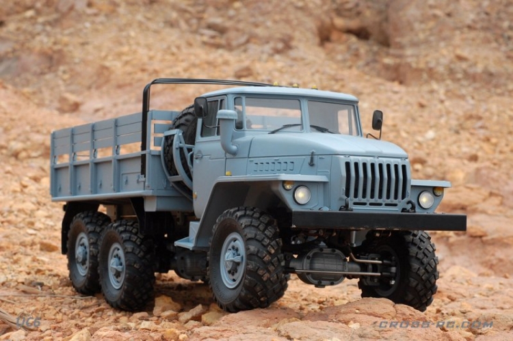 Cross RC Camion Trial 6x6 in Metallo UC6 Kit 02