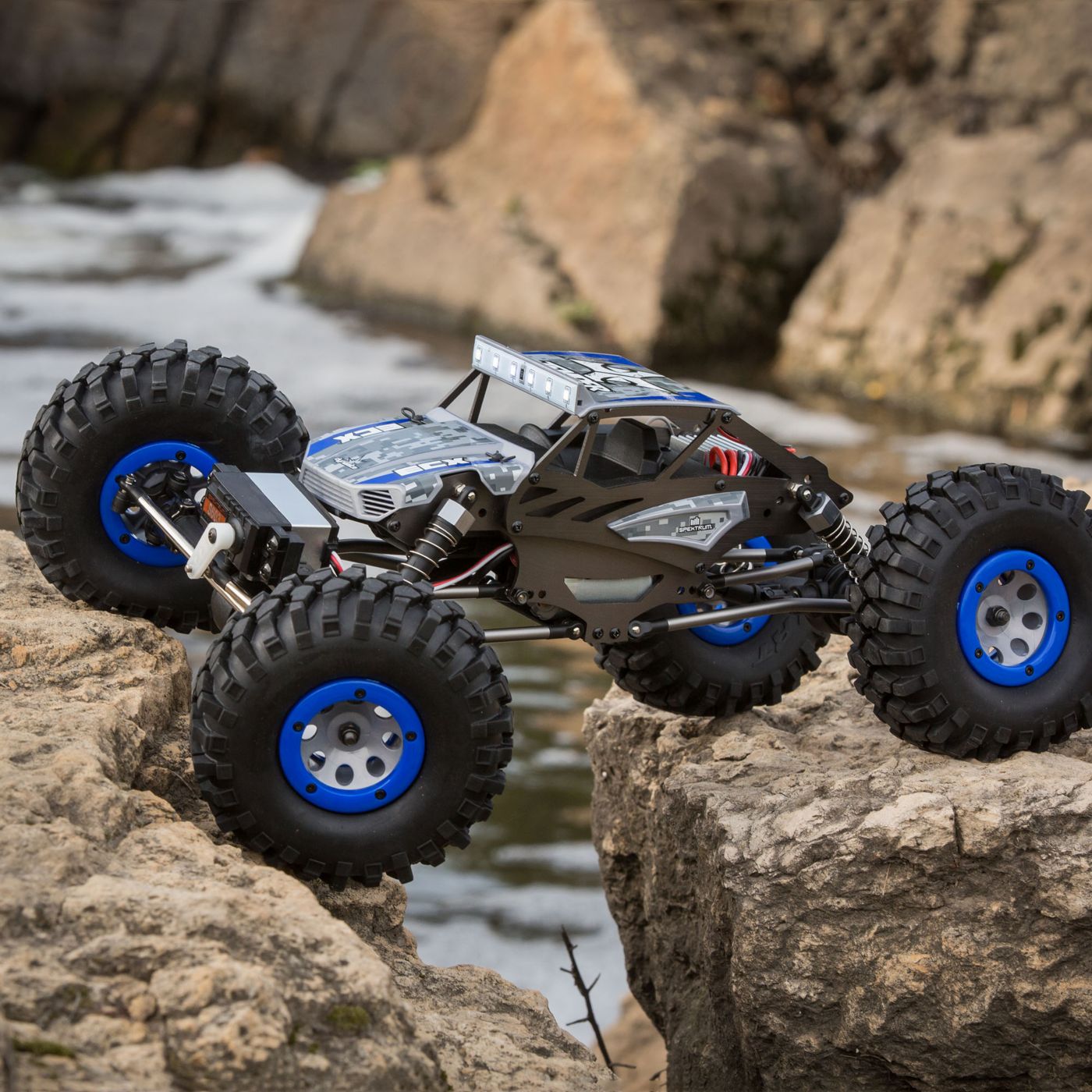 ecx temper gen 2 1/18 rock crawler 4wd rc rtr 07