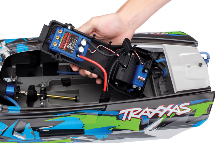 Traxxas M41 Widebody Brushless 06