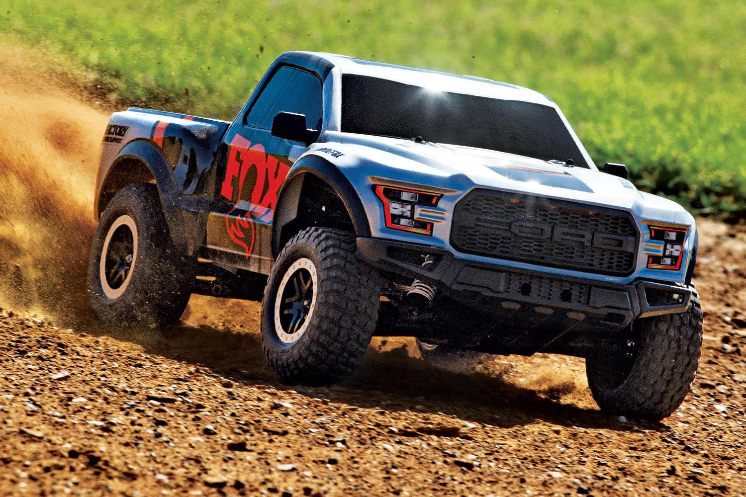 ford-f-150-raptor-2wd-qt-fox-rtr-06